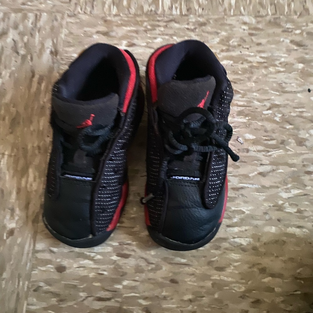 Jordan Kids Black and Red Sneakers size 7c baby retro 13s
